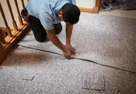 🪡 Carpet Seam Repair